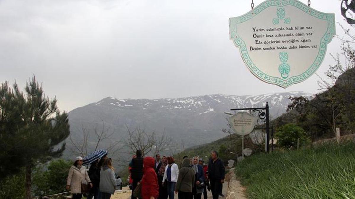 Erzincan'da özlem ve hasret bu yolda kendine yer buldu! Mani yolu büyük ilgi görüyor