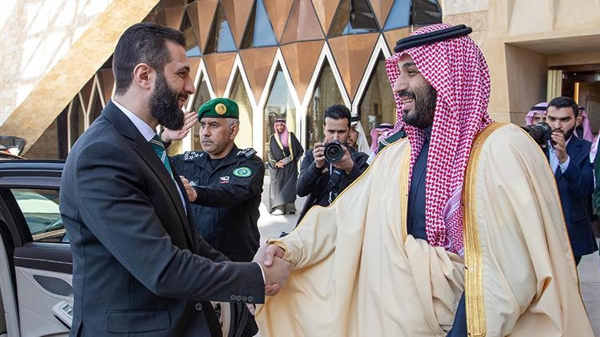 Suriye Cumhurbaşkanı'nın ilk yurt dışı ziyareti Suudi Arabistan'a oldu