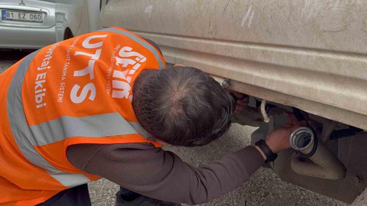 İletişim Başkanlığı'ndan 'İsrail’in ürettiği UTTS çipinin araçlara takılacağı' iddiasına dair açıklama