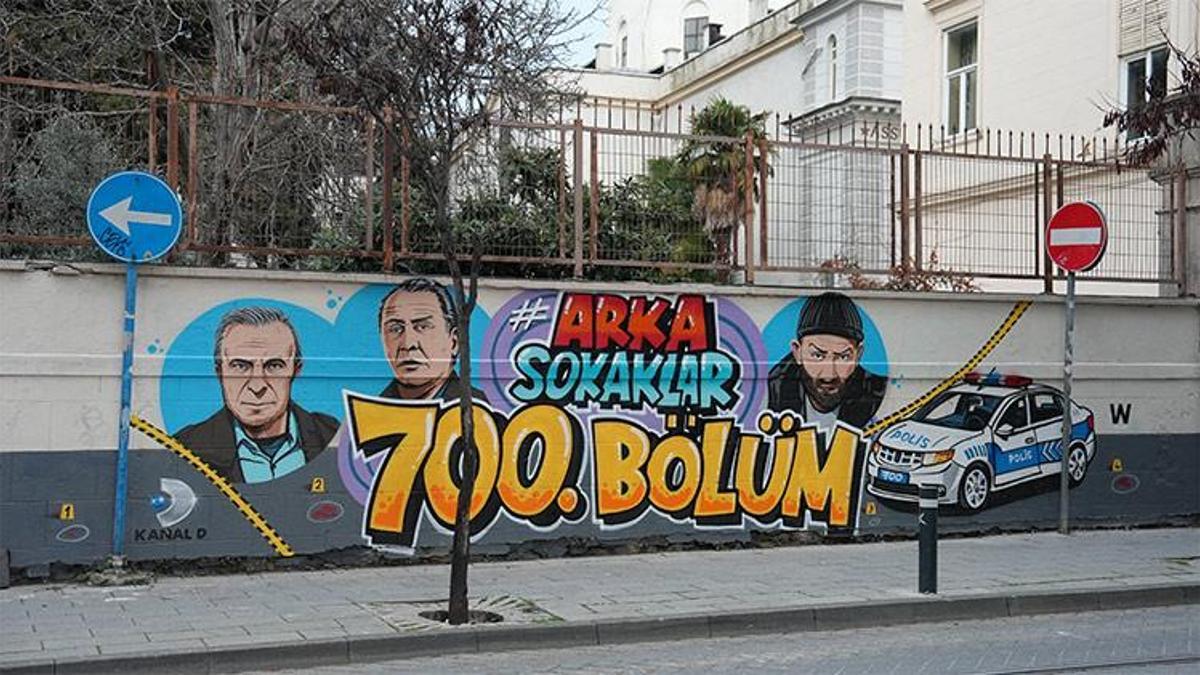 Adını duvarlara yazdım! 700 bölümlük efsane böyle resmedildi
