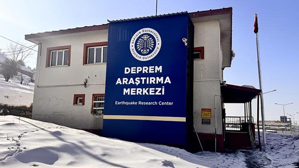 Doğu Anadolu'nun deprem üssü Erzurum'da hizmet veriyor! Bölgeye konuşlandırılan 30 istasyonla deprem takip ediliyor