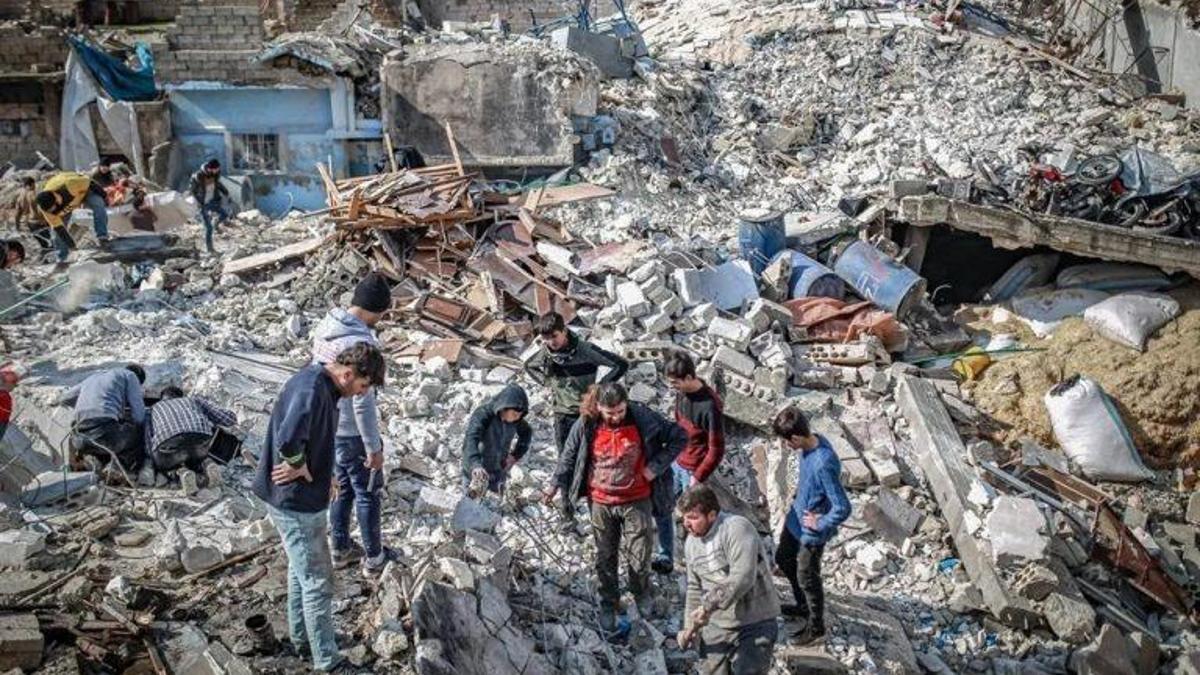 Ekonominin deprem kaybı 100 milyar dolar