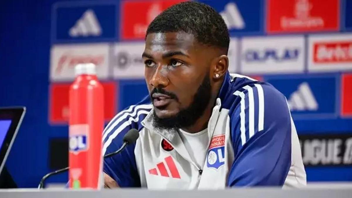 Galatasaray'ın transfer teklifini Olimpik Lyon kabul etmedi!