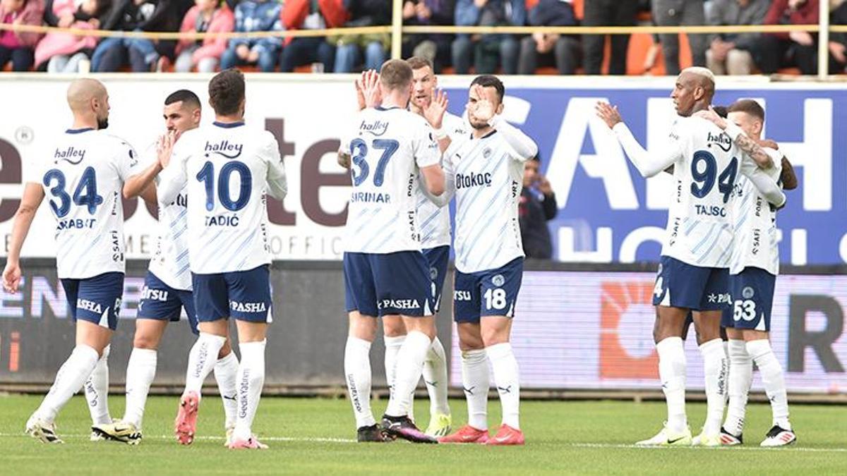 Fenerbahçe Alanya deplasmanında! Maç başladı, canlı anlatım