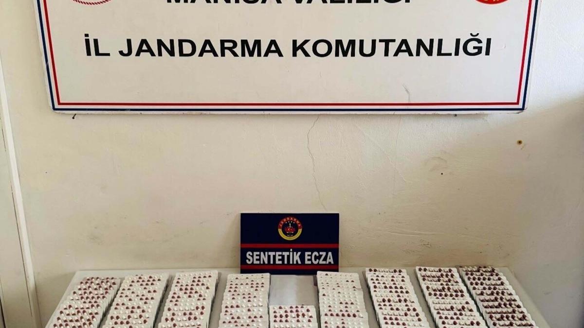 Manisa'da 3 bin 278 adet sentetik ecza hap ele geçirildi, 1 gözaltı