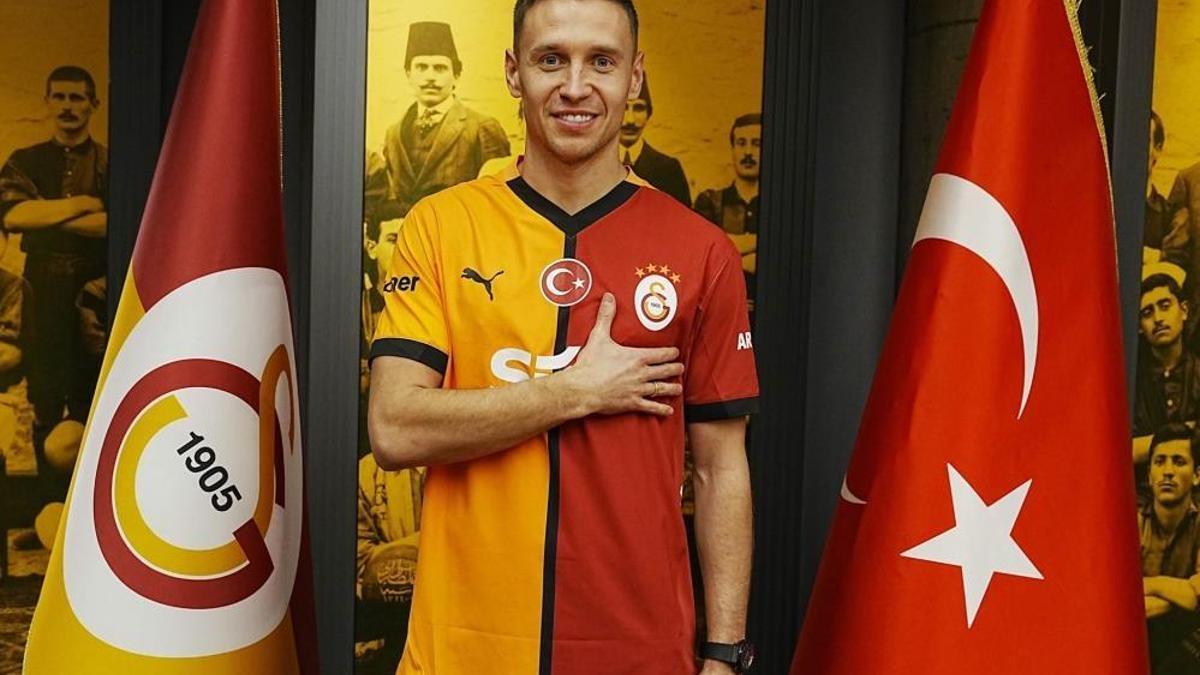 Frankowski resmen Galatasaray'da! İşte maliyeti