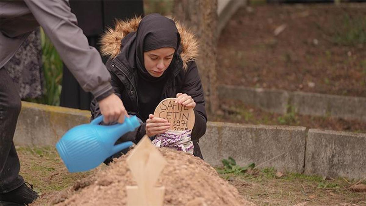 İlayda Alişan ağlattı! Münevver yürekleri dağladı