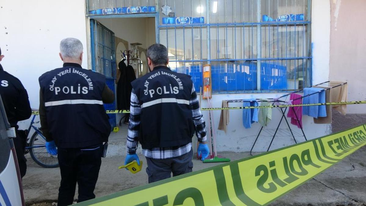 Adana'da korkunç olay: Berbere diye geldi, canından oldu