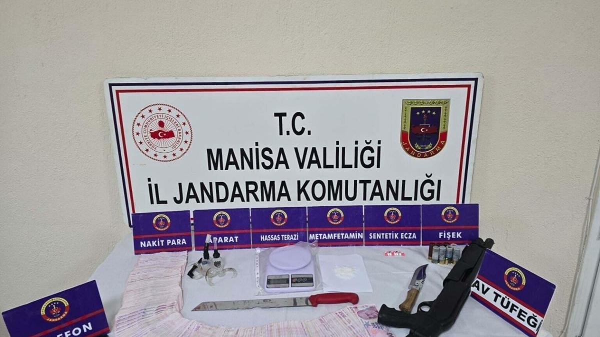 Manisa'da uyuşturucu ve silah operasyonu: 5 gözaltı