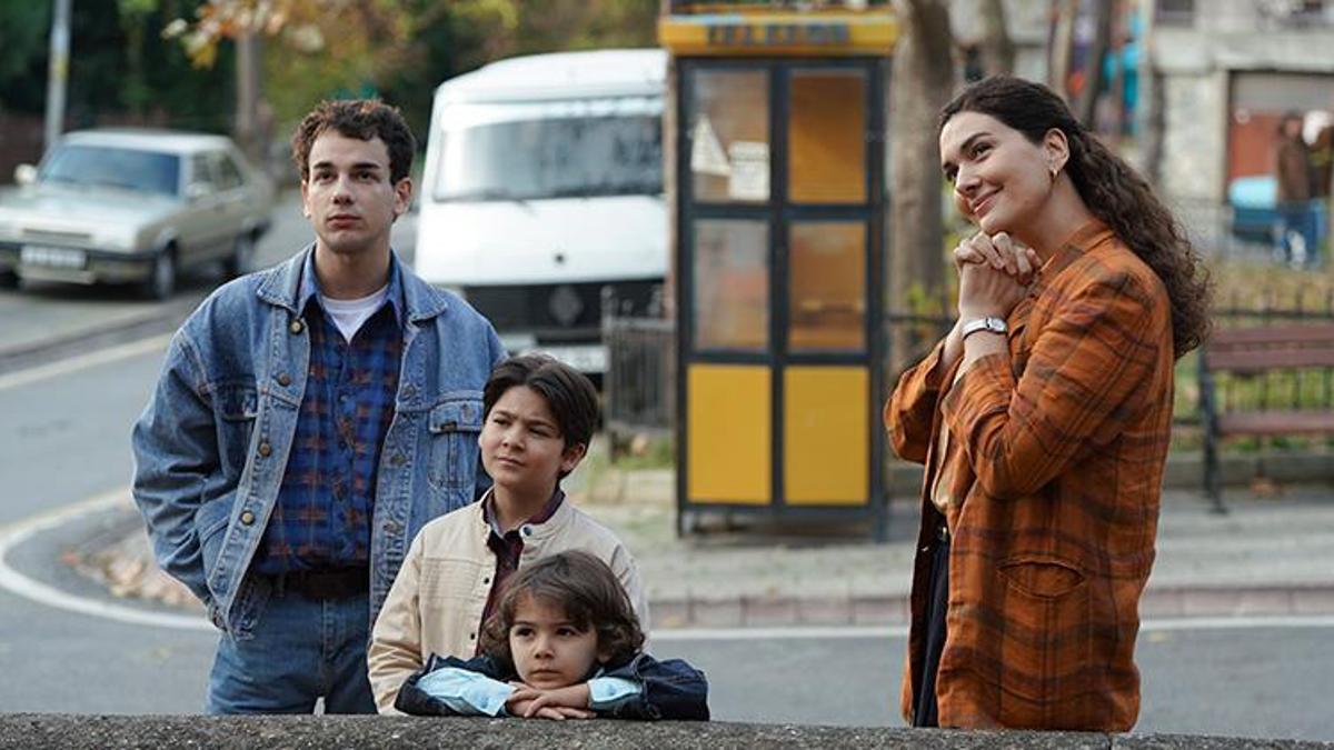Annem Ankara'nın Zuhal'i Bergüzar Korel'den itiraf: Senaryoda yoktu, tokat yerine kafa attım