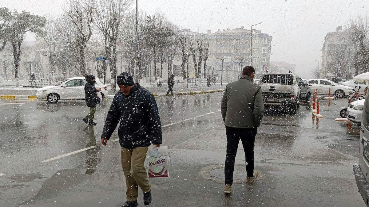 Tekirdağ'da kar yağışı