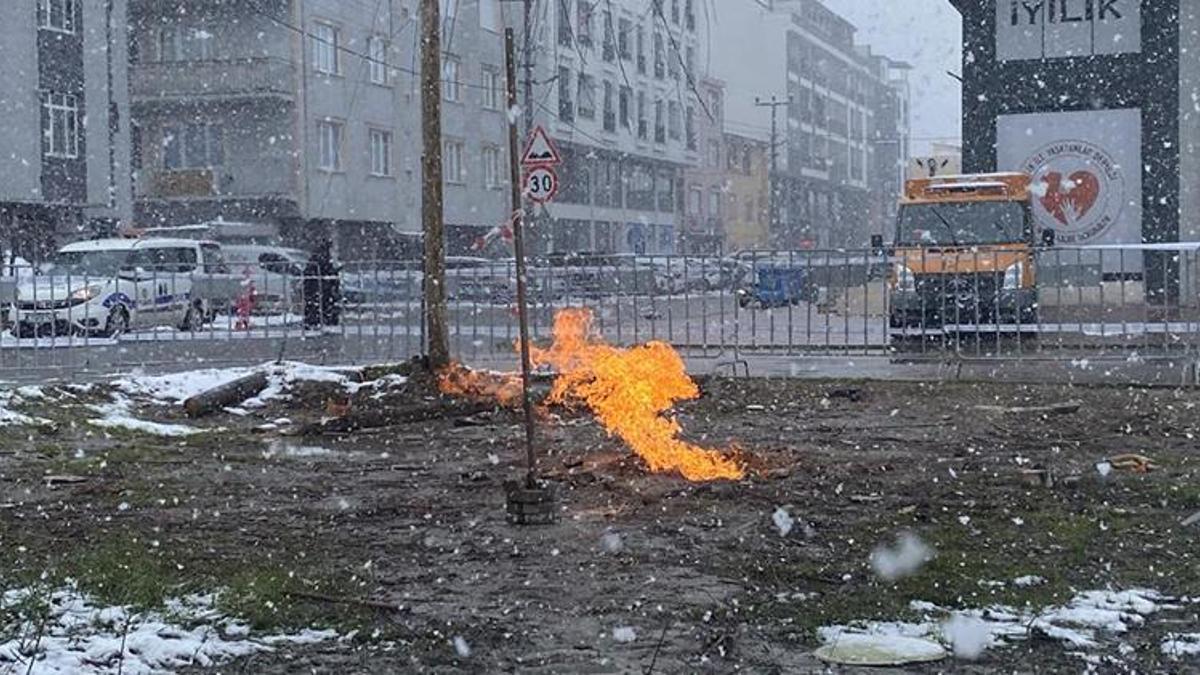Kocaeli'de sondaj çalışmasında çıkan gaz 5 gündür yanıyor