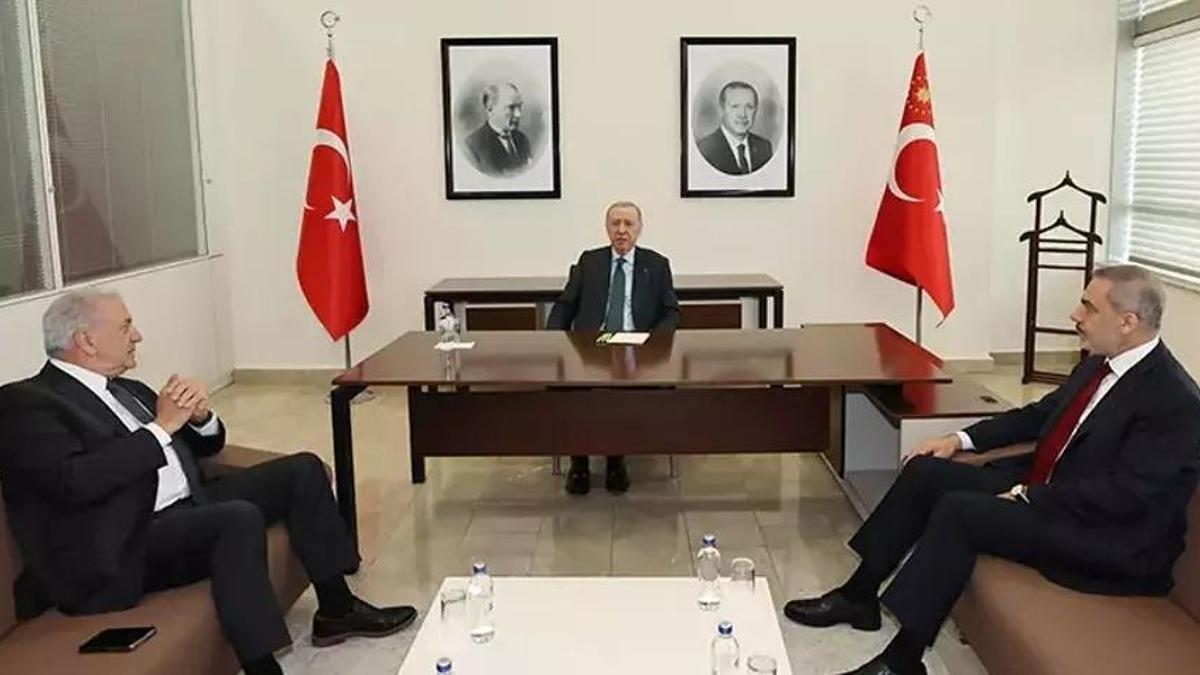Cumhurbaşkanı Erdoğan, eski Yunanistan Dışişleri Bakanı Avramopoulos'u kabul etti