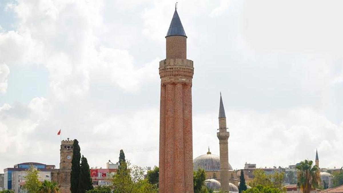 ANTALYA 13 MART İmsakiye | İftar ve Akşam Ezanı Vakti (2025): Antalya'da iftar kaçta, oruç kaçta açılacak?