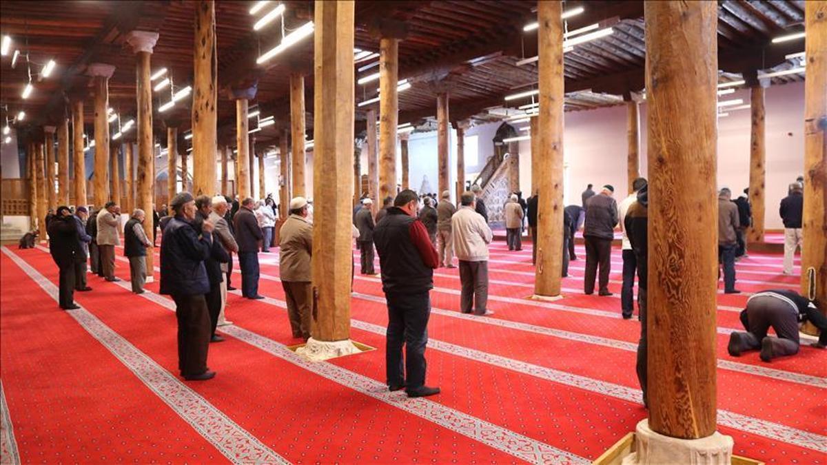 ESKİŞEHİR 13 MART İmsakiye | İftar ve Akşam Ezanı Vakti (2025): Eskişehir'de iftar kaçta, oruç kaçta açılacak?