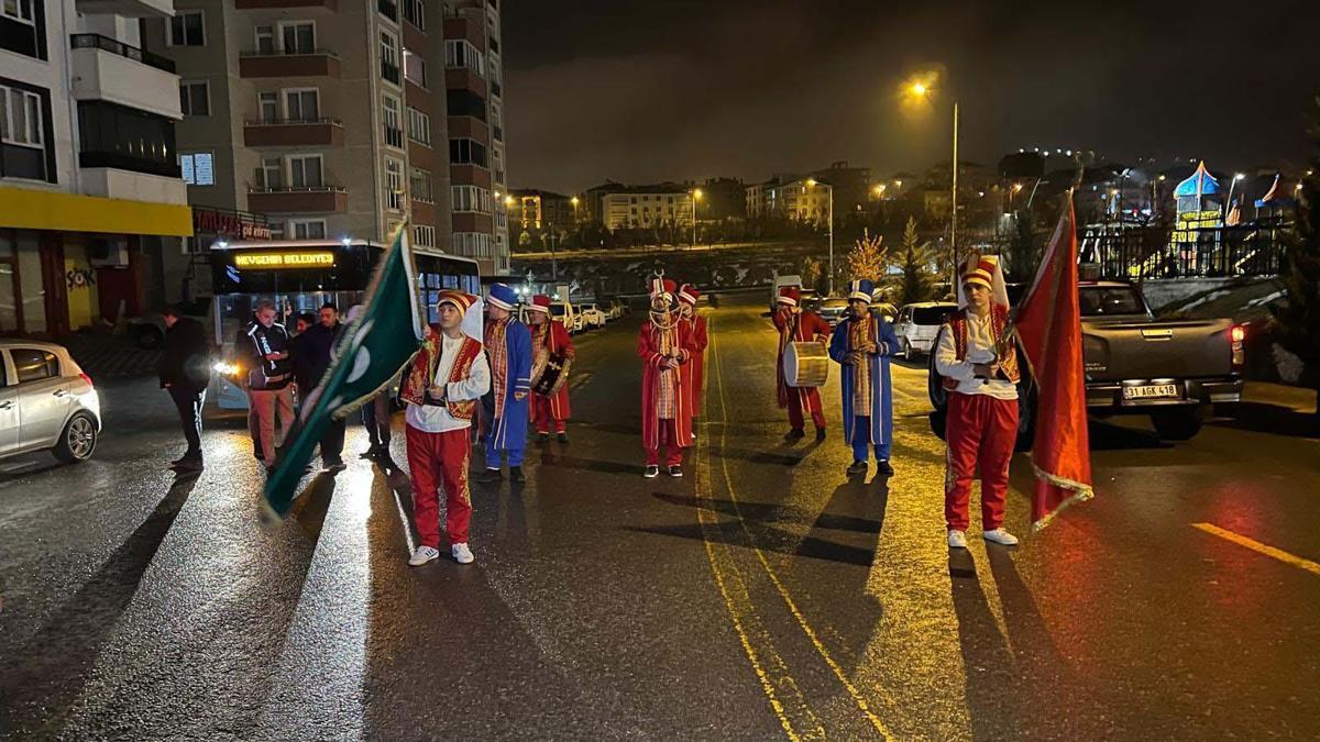 Nevşehir'de vatandaşları sahura mehteran takımı uyandırdı