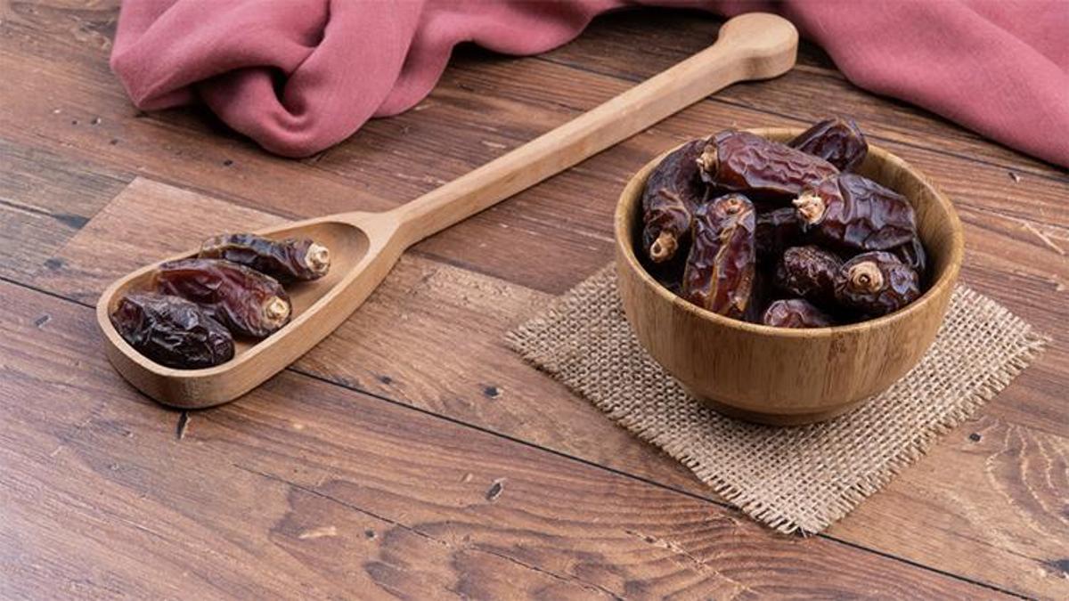 Sivilce Patlatmak Orucu Bozar mı? Oruçluyken Sivilce Patlatılır mı? Diyanet Bilgisi