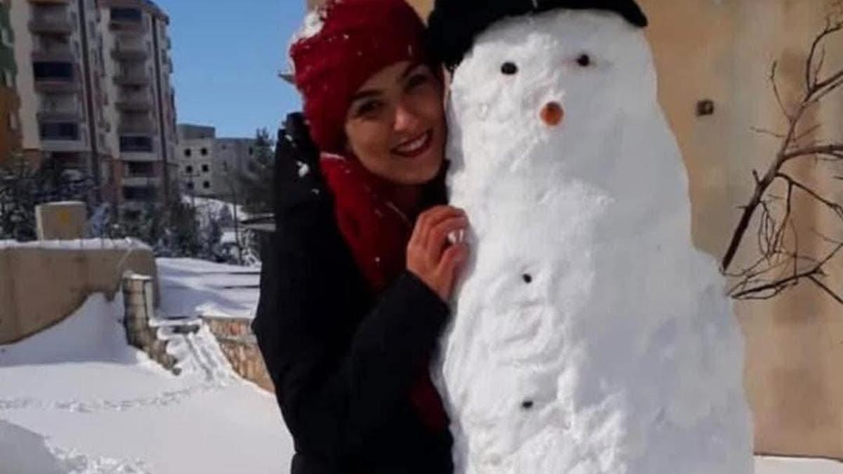 Şarampole yuvarlanan otomobilden fırlayan 2 kişi toprağa verildi
