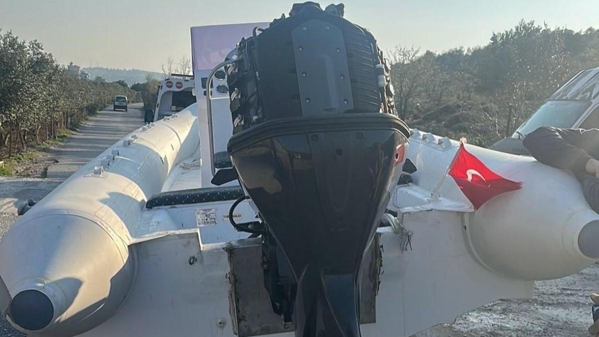 İzmir'de 4 göçmen kaçakçılığı şüphelisi yakalandı