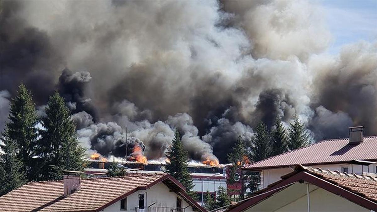 Bolu'da fabrika yangını! Müdahale sürüyor