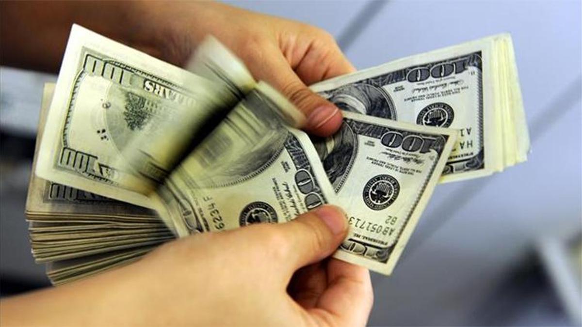 Dolar yükseliş trendine geçti, tarihi seviyeye ulaştı