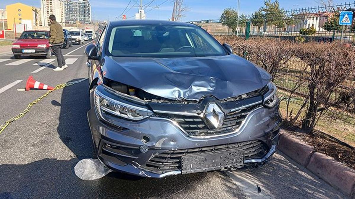 Kayseri'de araba ile çarpışan akülü araçtaki engelli kişi öldü