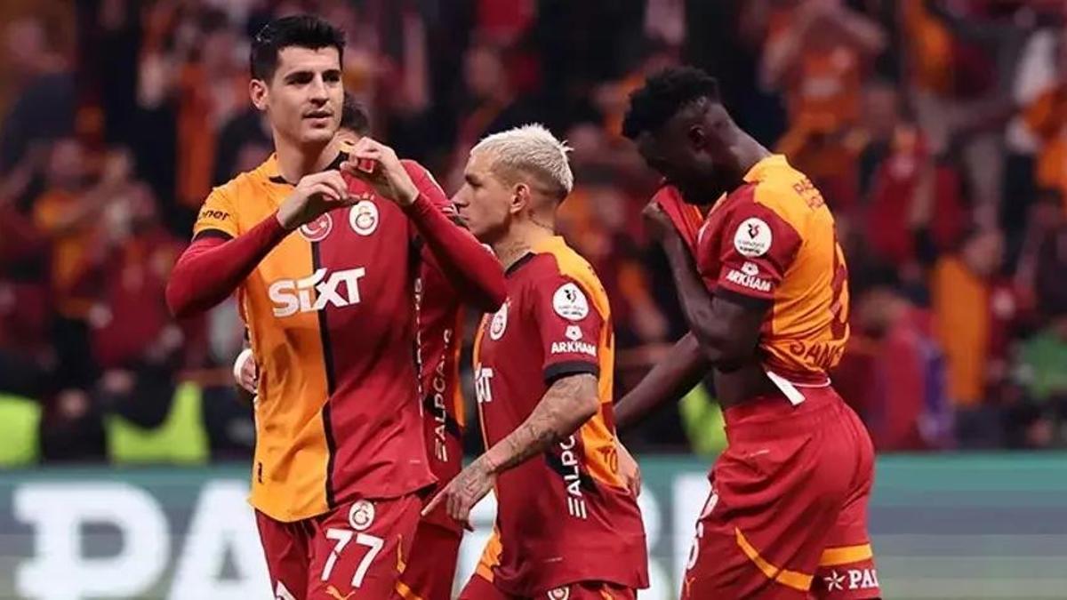 Galatasaray'da ilk ayrılık gerçekleşiyor! Geldiği gibi gidiyor