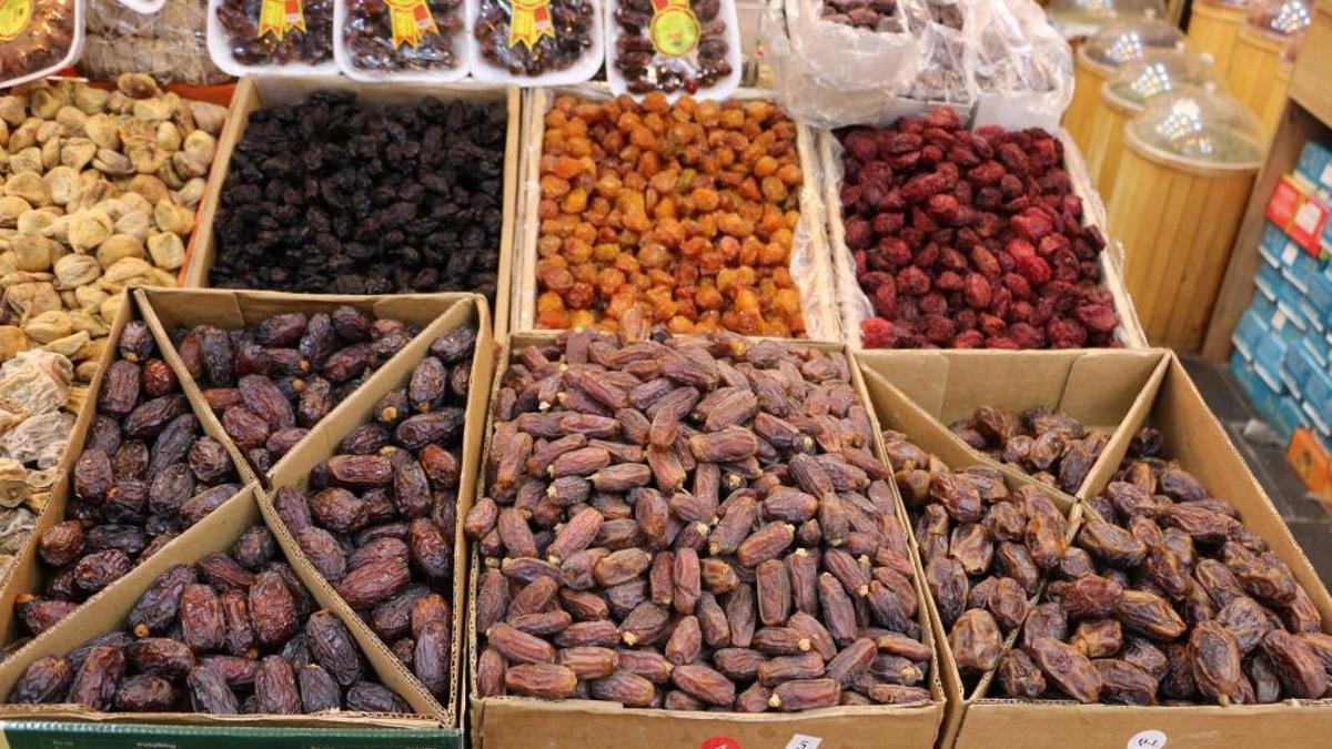 İftar sofralarını süsleyen hurmaların sağlığa faydası saymakla bitmez