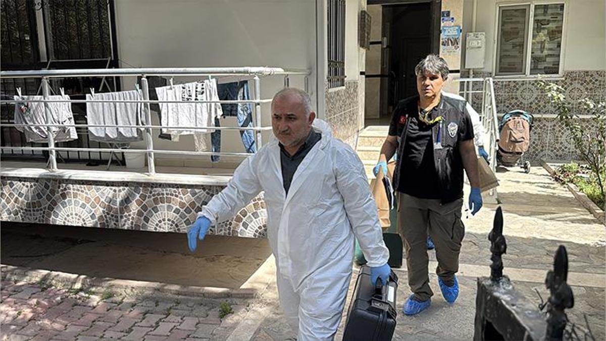 Antalya'da 27 yaşındaki şahıs tartıştığı babasını bıçaklayarak öldürdü!