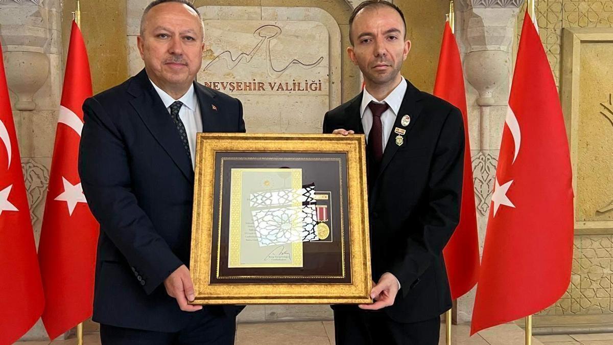 Zeytin Dalı Harekatı’nda gazi olan Piyade Uzman Çavuş'a Devlet Övünç Madalyası verildi