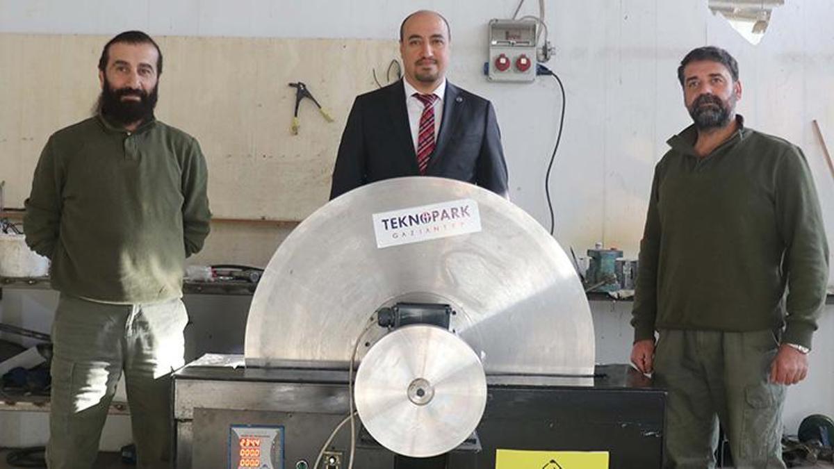 Gaziantep'te, çamaşır makinesi motoru kullanarak 2 dairenin enerji ihtiyacını karşılayacak cihaz geliştirildi
