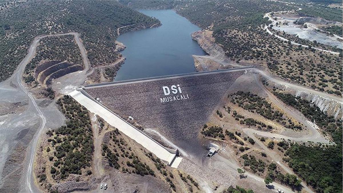 DSİ'den İzmir'e dev yatırım! 22 yılda 65 milyar TL'lik 221 tesis açıldı