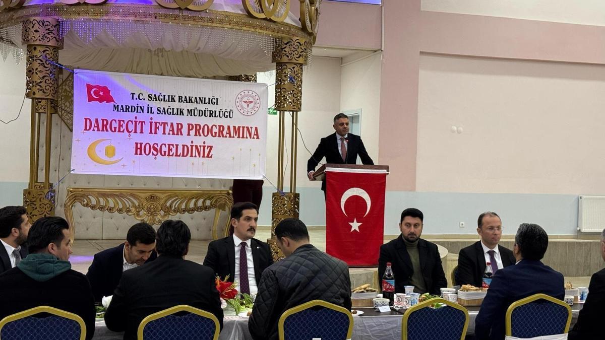 Mardin'de, sağlık çalışanları iftarda buluştu