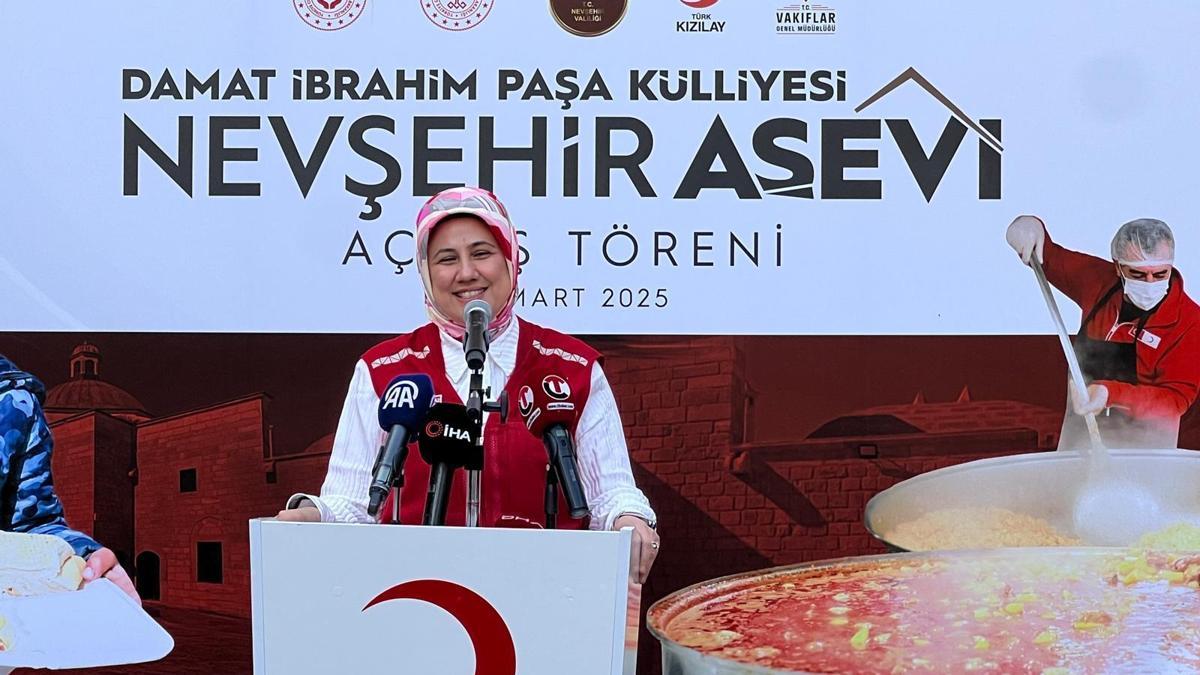 Türk Kızılay Genel Başkanı Yılmaz: 81 ildeki tüm şubelerimizin her birine aşevi açmayı hedefliyoruz