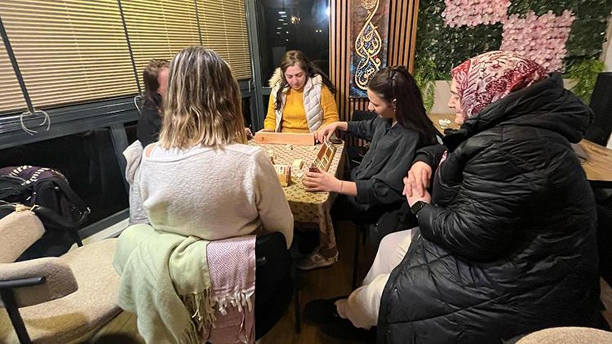 Bu kahvehaneye erkeklerin girişi yasak! 2 ay önce açıldı, kadınların uğrak noktası oldu