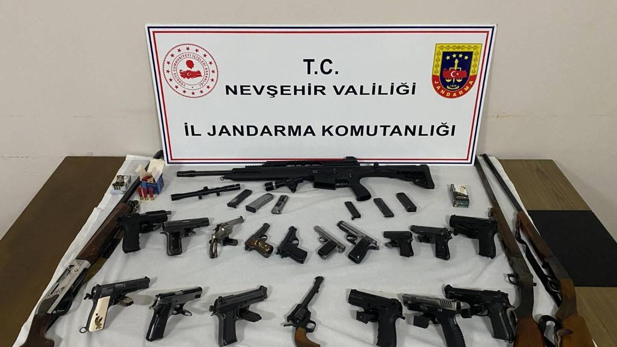 Nevşehir'de yasa dışı silah ticaretine 2 gözaltı