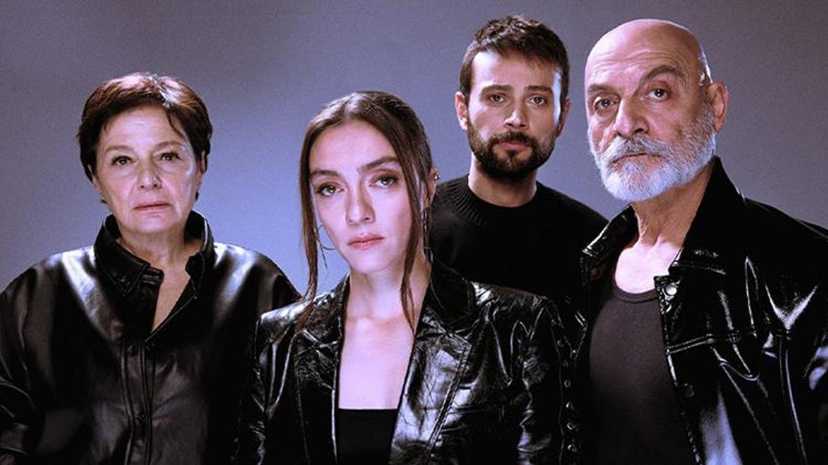 "İnsanlar Mekanlar Nesneler" sahnelendi