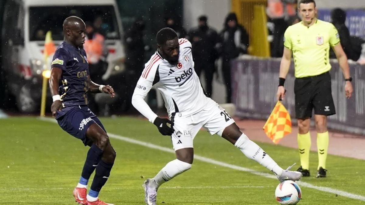 Beşiktaş puanı son dakikada kurtardı