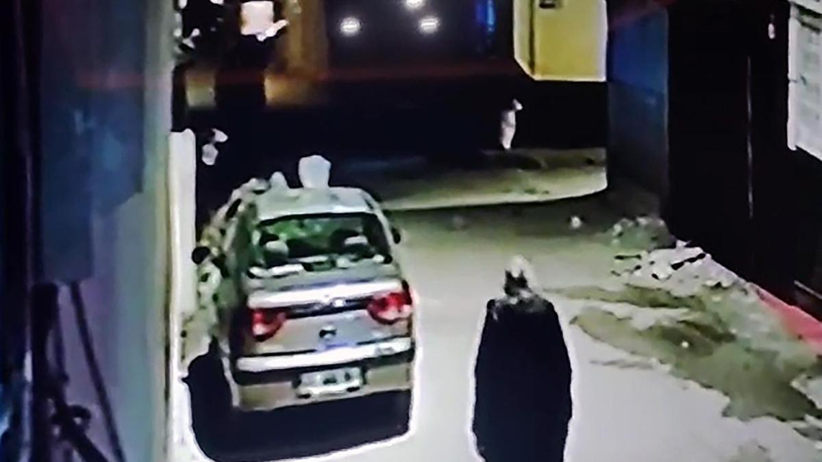 Husumetlilerin ev ve iş yerlerini kurşunlayan şüpheliler 6 kilometrelik takiple yakalandı