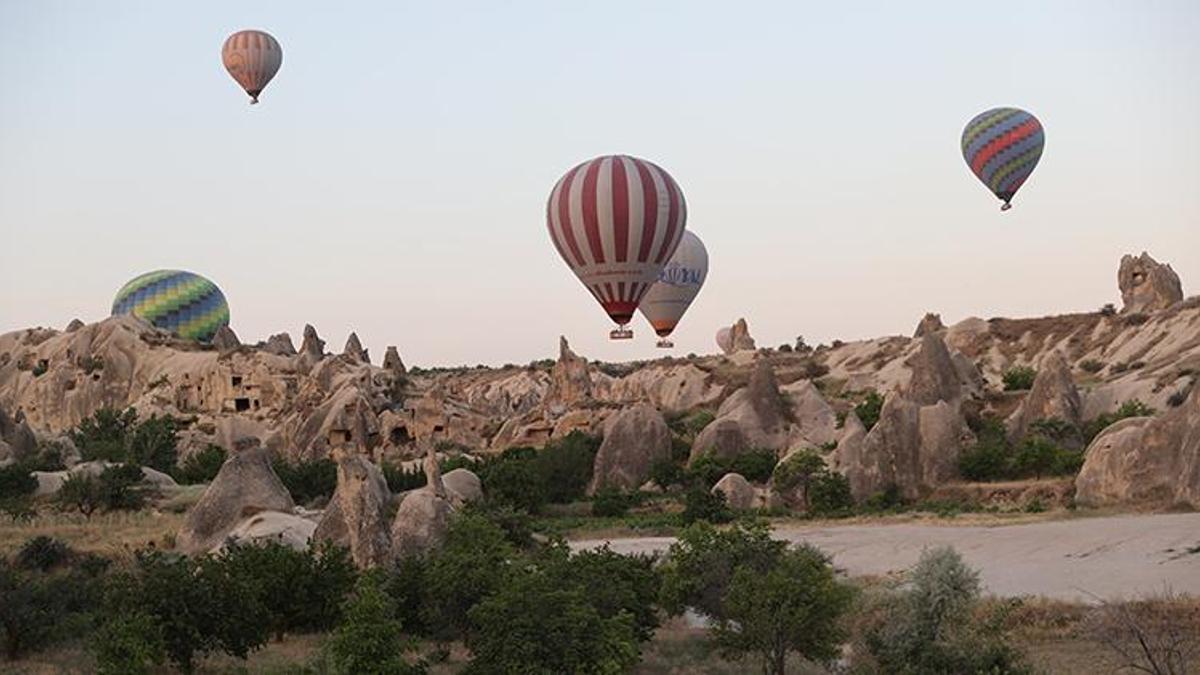 Hristiyanların gözdesi Kapadokya'da Paskalya bereketi: Turistler akın etmeye başladı