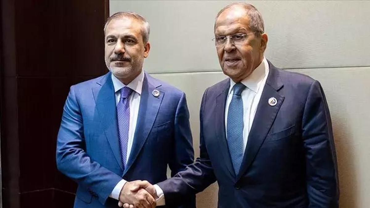 Dışişleri Bakanı Hakan Fidan, Lavrov ile bir araya geldi