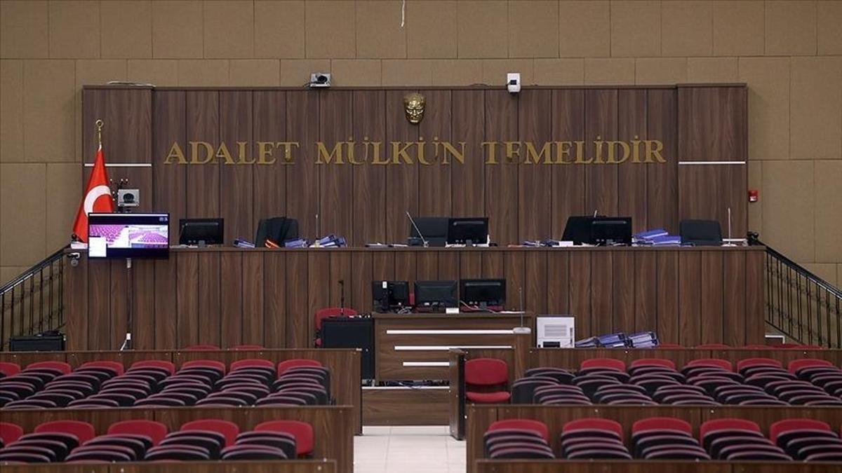 Adana'da uyuşturucu satarken yakalanan sanığa 12 yıl 6 ay hapis cezası