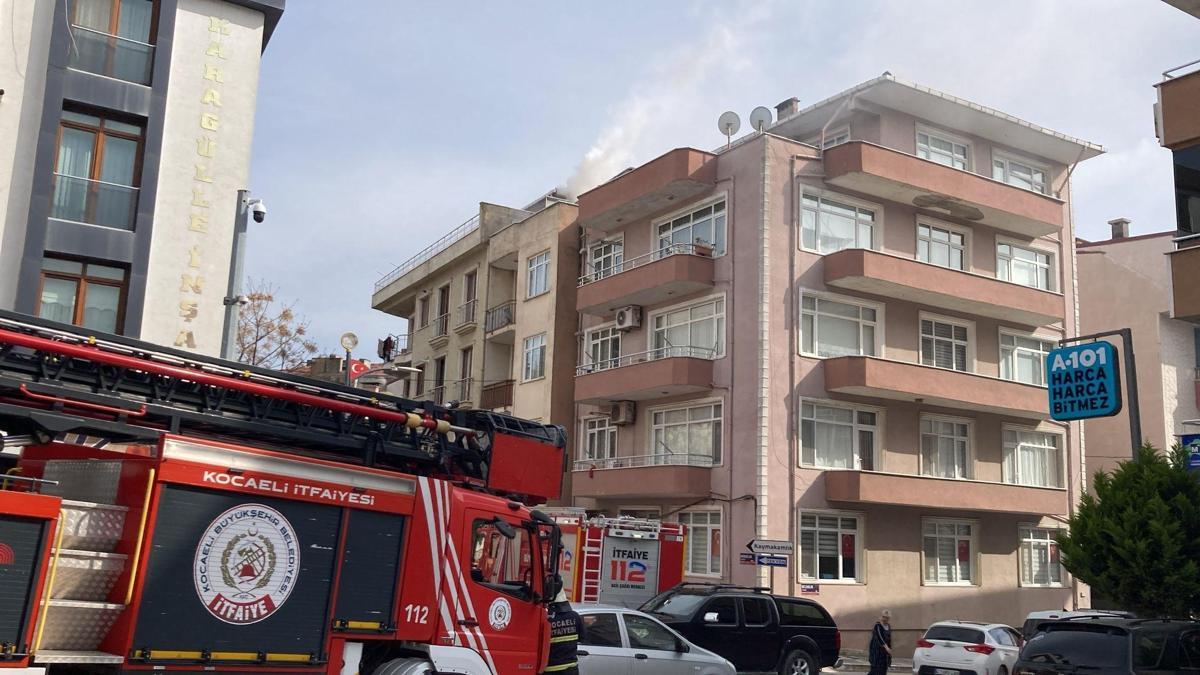 3 katlı binanın bacasında çıkan yangın söndürüldü
