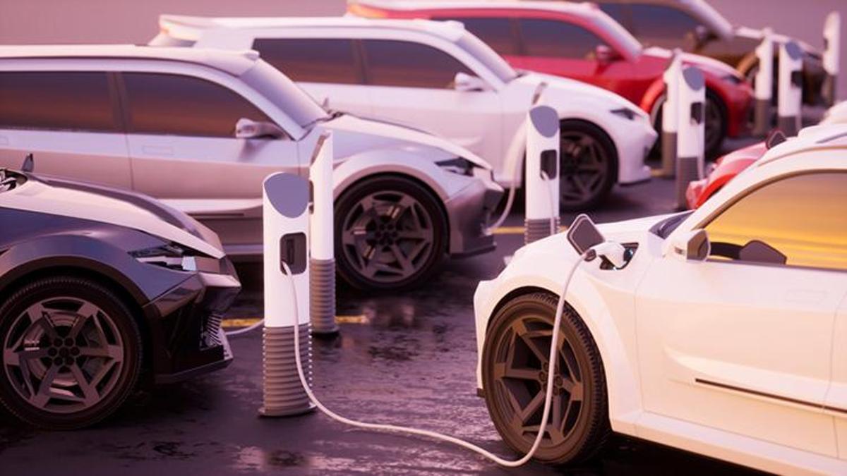 Elektrikli şarj sistemlerinde büyük tehlike: Gelişigüzel kurulan istasyonlar yangına davetiye çıkarabilir