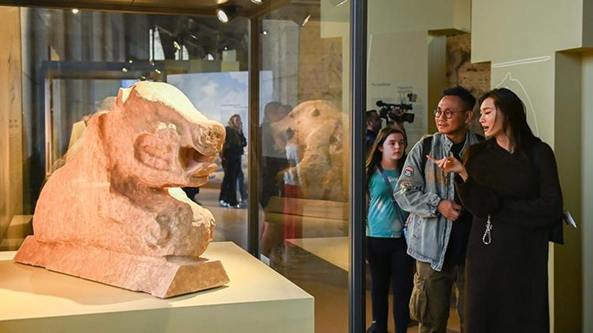 Bakan Ersoy’un katılımıyla Roma Kolezyumu’nda 6 milyon ziyaretçi finali: Göbeklitepe sergisi tarihe geçti