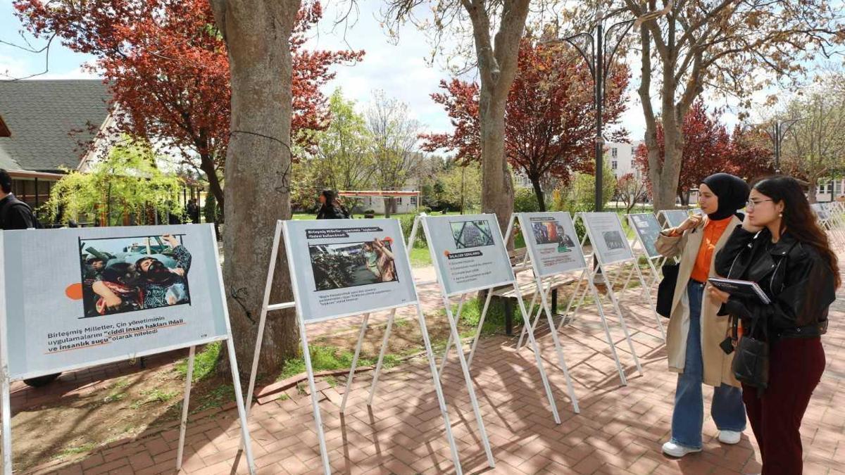 Gaziantep Üniversitesi'nde Doğu Türkistan Sergisi Açıldı