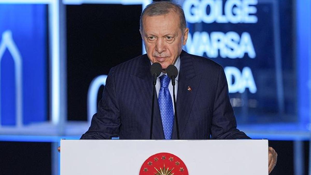 Cumhurbaşkanı Erdoğan: Ana muhalefet sanatçıları fişledi