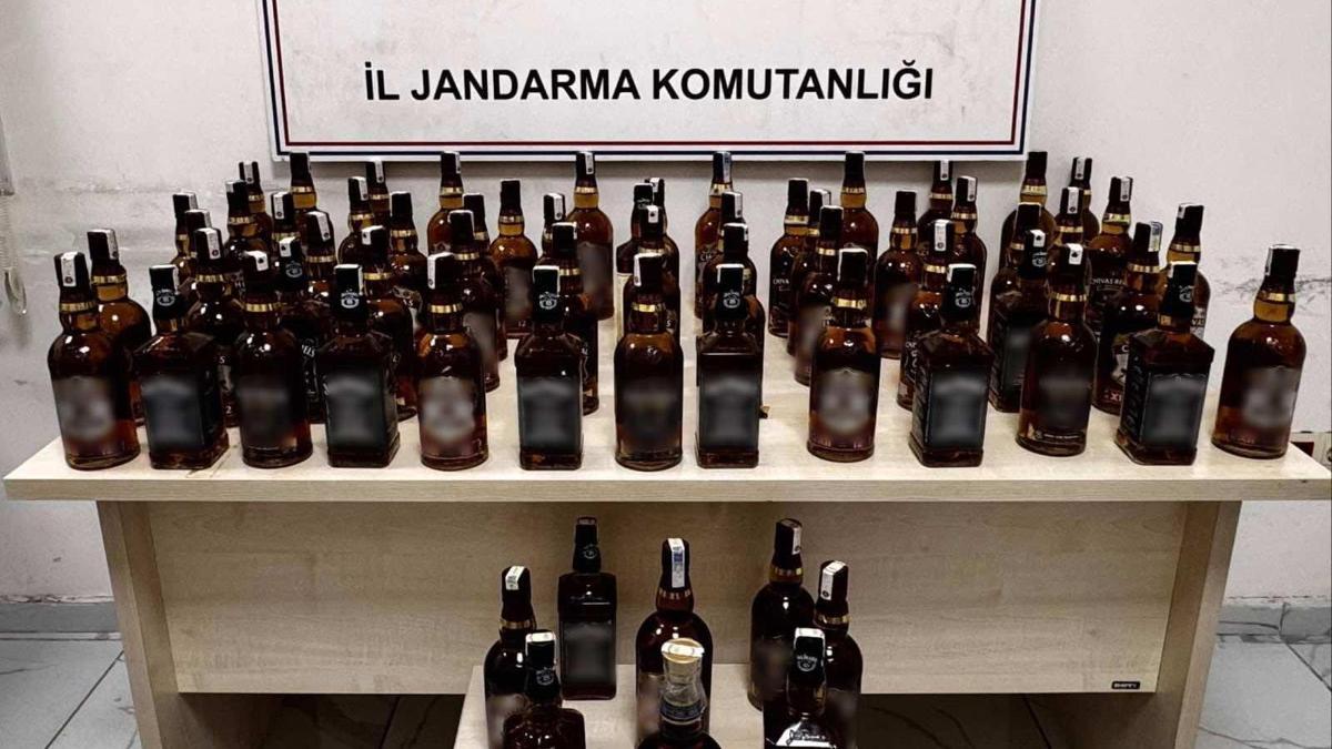 Erdemli’de gümrük kaçağı içki ele geçirildi