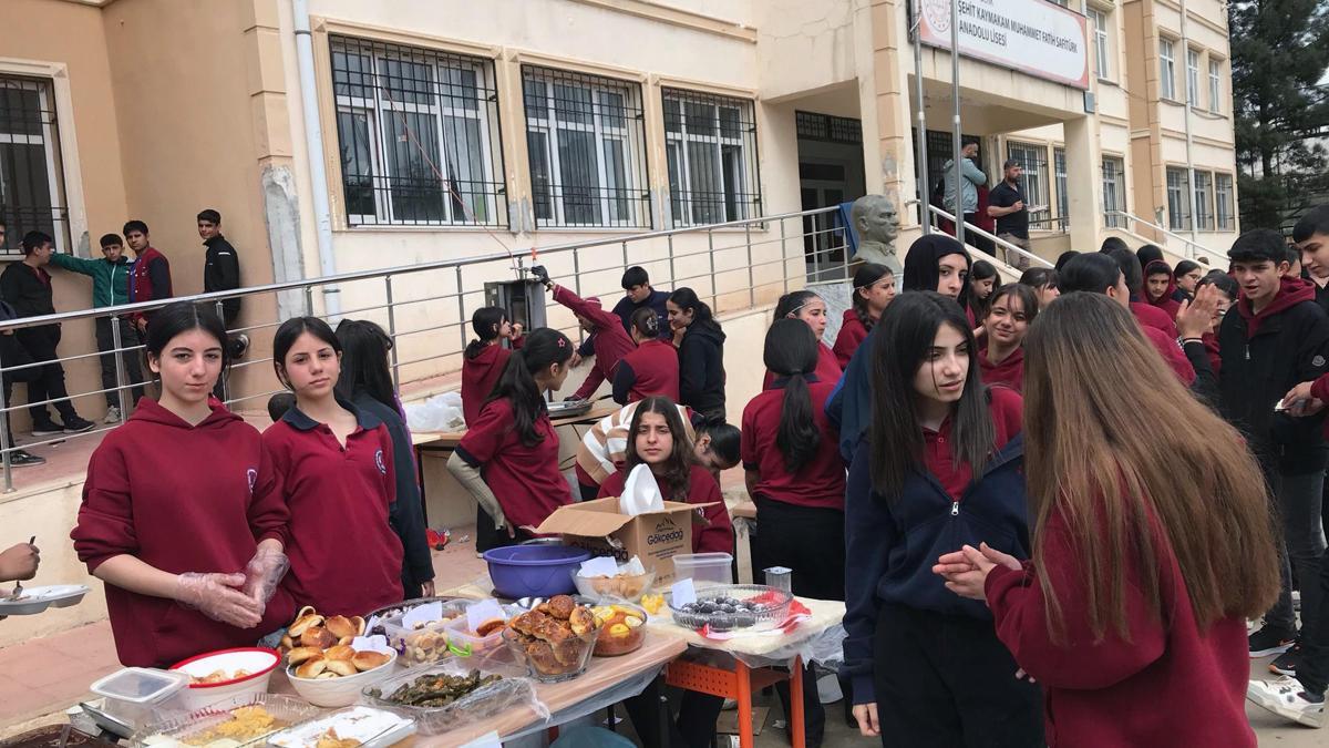 Derik'te Gazze Yararına Kermes Düzenlendi