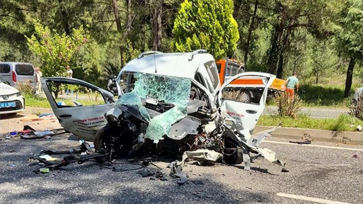 Muğla'da feci kaza! Ölü ve yaralılar var